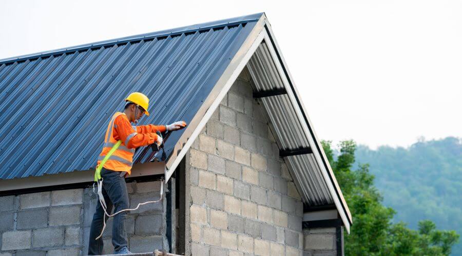 Expert Emergency Roof Repairs services in Avon, MA